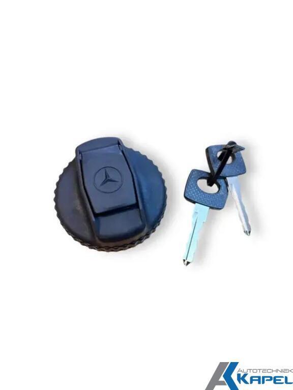 Tank dop met 2 sleutels origineel Mercedes T2/LN1 vario, Autos : Pièces & Accessoires, Systèmes à carburant, Neuf