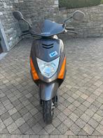 Scooter honda lead 100cm3, Fietsen en Brommers, Brommers | Honda, Ophalen, Zo goed als nieuw