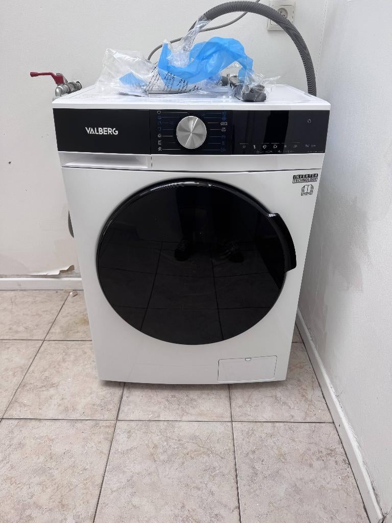 machine à laver, 1200 à 1600 tours, 85 à 90 cm, Programme lavage à la main, Comme neuf