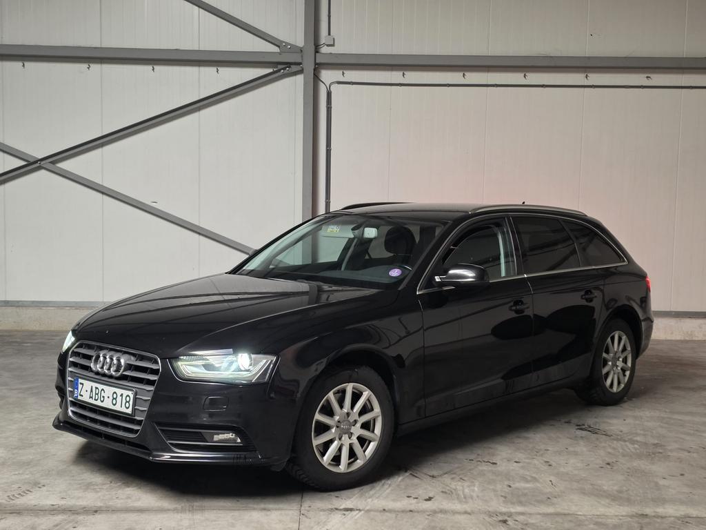 Audi A4 2.0d 136pk 2014 Automaat, Auto's, Automaat, Euro 5, A4, Zwart