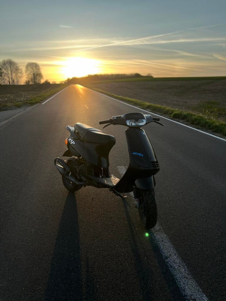 Piaggio zip type 3, Fietsen en Brommers, Scooters | Piaggio, Zo goed als nieuw, Zip, Ophalen of Verzenden