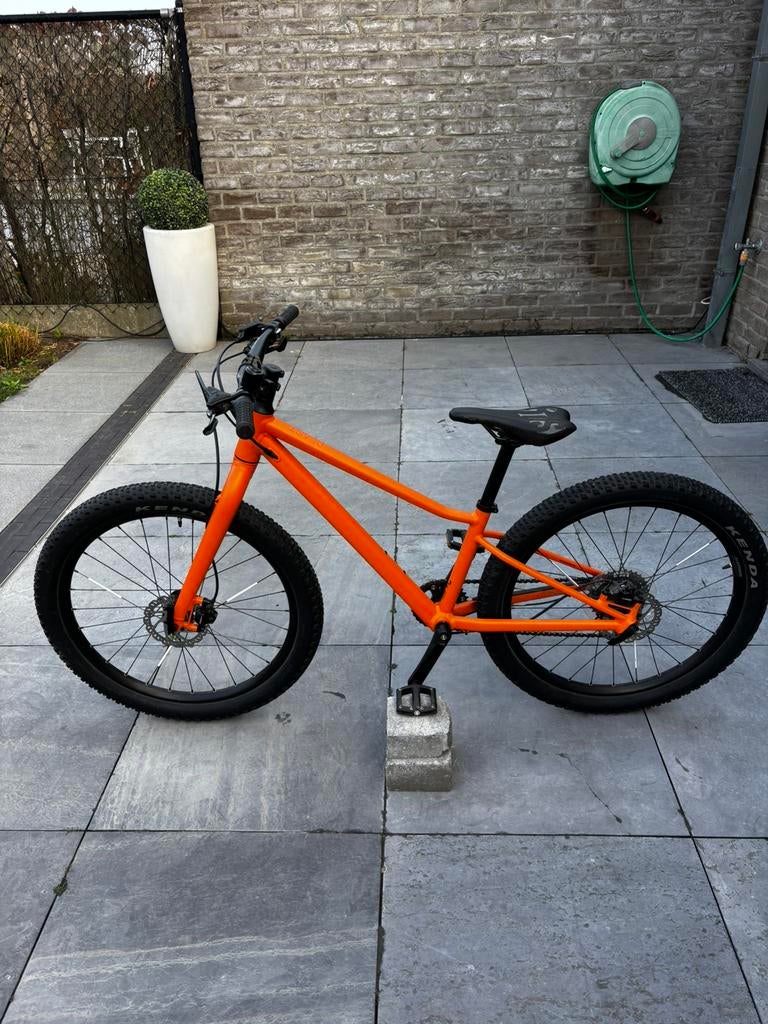 Vélo de montagne Tough BMC Blast 24 pouces, Vélos & Vélomoteurs, Enlèvement, Comme neuf, Aluminium