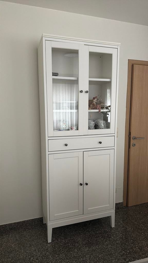 Vitrine kast Ikea, Huis en Inrichting, Met deur(en), 200 cm of meer, Nieuw, Landelijk