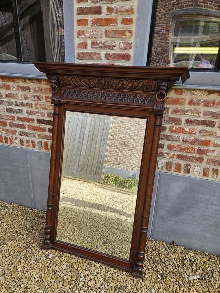 Antieke spiegel met leeuwekopjes., Antiek en Kunst, Ophalen