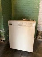 Lave vaisselle Miele, Classe énergétique A ou plus économe, 85 à 90 cm, Enlèvement, Utilisé