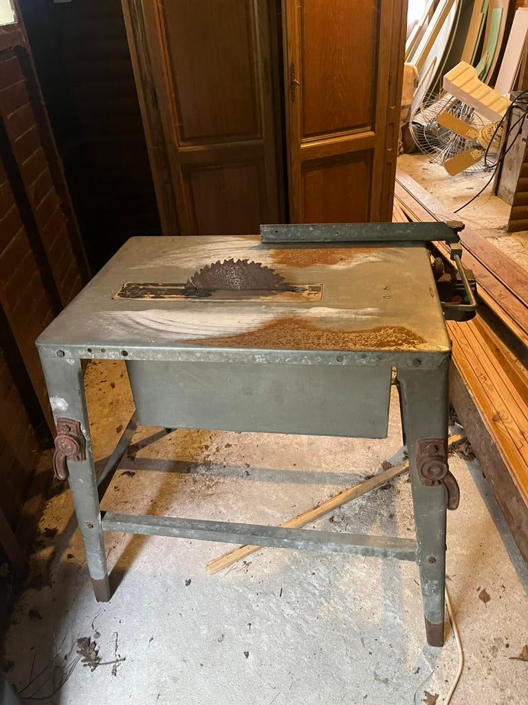 Tafelzaag, Enlèvement, Comme neuf