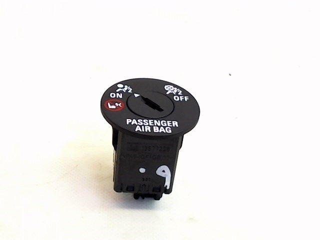 VEROUILLAGE AIRBAG Daewoo / Chevrolet Aveo (|13577258|), Utilisé, Daewoo