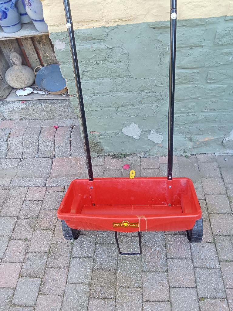 Epandeur d'engrais Wolf, Ophalen, Zo goed als nieuw, Overige soorten, WOLF Garten