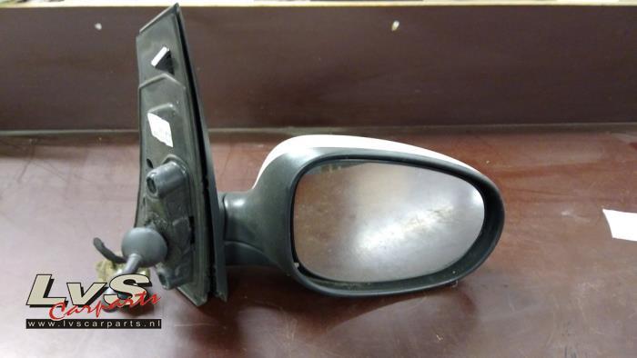 Buitenspiegel rechts van een Ford KA, Gebruikt, -, -, Ophalen of Verzenden