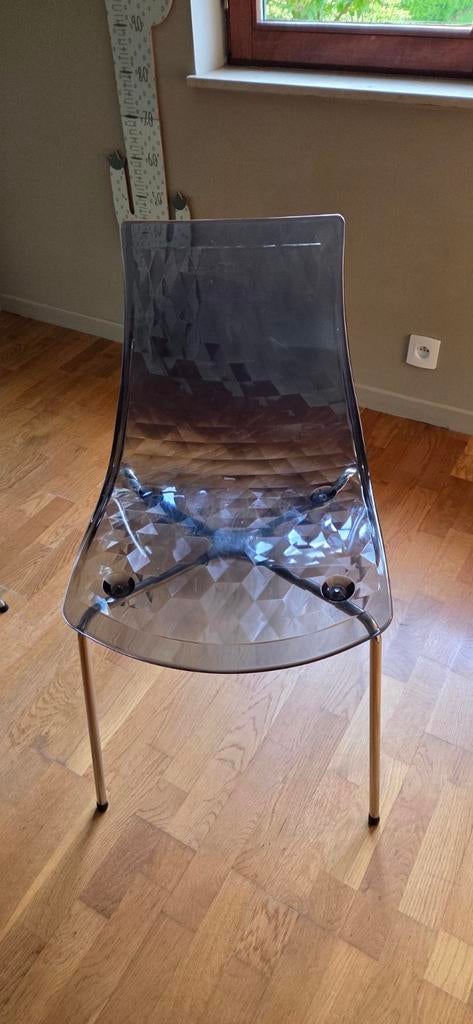 Chaises design en plexiglas, Maison & Meubles, Chaises, Utilisé, Quatre, Autres matériaux, Autres couleurs, Enlèvement