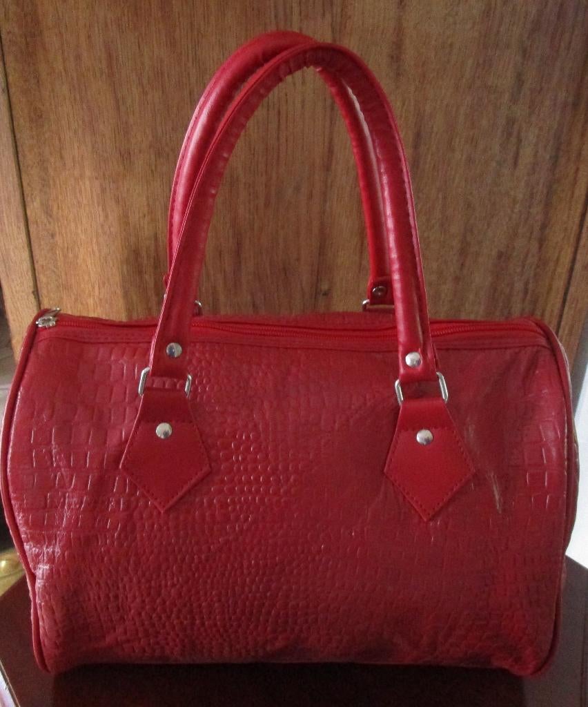 Nieuwe rode handtas, Handtassen en Accessoires, Tassen | Damestassen, Ophalen, Nieuw, Rood, Handtas