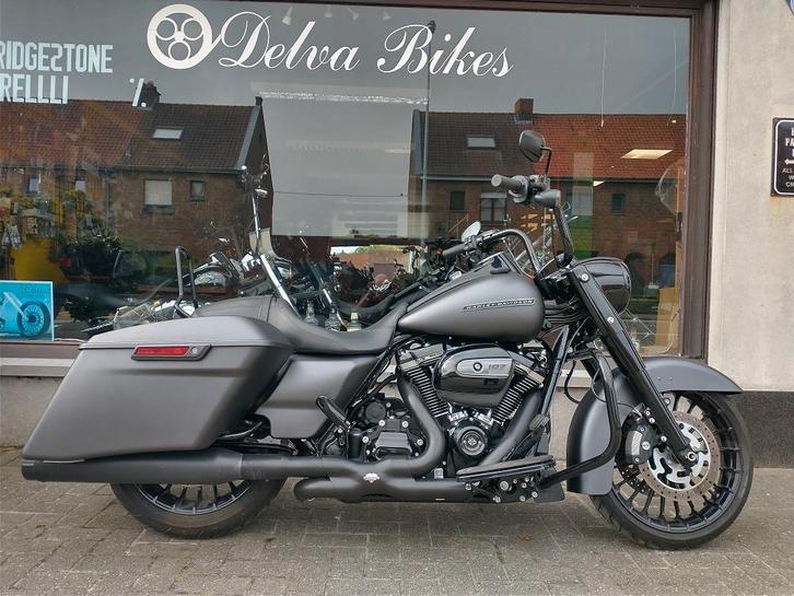 Harley FLHRXS Roadking SP - 2018- 11145 km, Motoren, Motoren | Harley-Davidson, Bedrijf, Toermotor, meer dan 35 kW, 2 cilinders