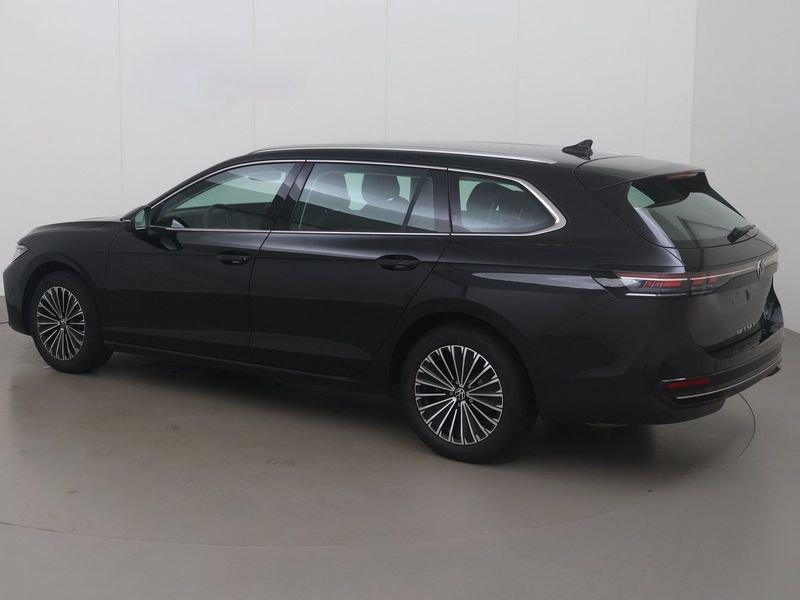 Volkswagen Passat Variant 1.5 eTSI Elegance 150 AT, Auto's, Automaat, 4 cilinders, 1573 kg, Overige bekleding