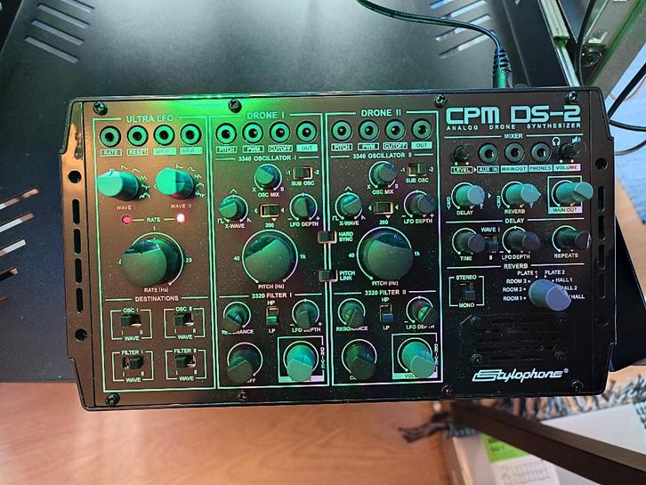 Stylophone CPM DS-2 + PSU NT1215, Muziek en Instrumenten, Synthesizers, Zo goed als nieuw, Ophalen of Verzenden