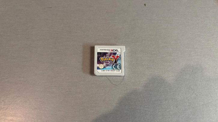 Pokémon Y – Nintendo 3DS (cartridge), Consoles de jeu & Jeux vidéo, Jeux | Nintendo 2DS & 3DS, Utilisé, Jeu de rôle (Role Playing Game)