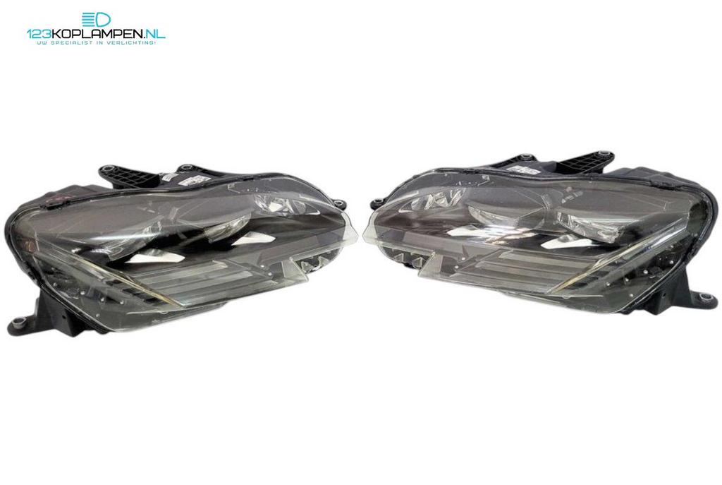 Originele Ferrari Koplampen / Koplamp / Snel Leverbaar, -, Origine de la pièce connue, Ferrari, Utilisé