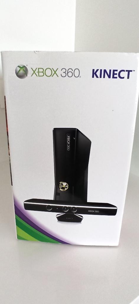 Xbox 360 Kinect 4GB kit (nieuw in verpakking), Games en Spelcomputers, Spelcomputers | Xbox 360, Nieuw, Met 1 controller, Met games