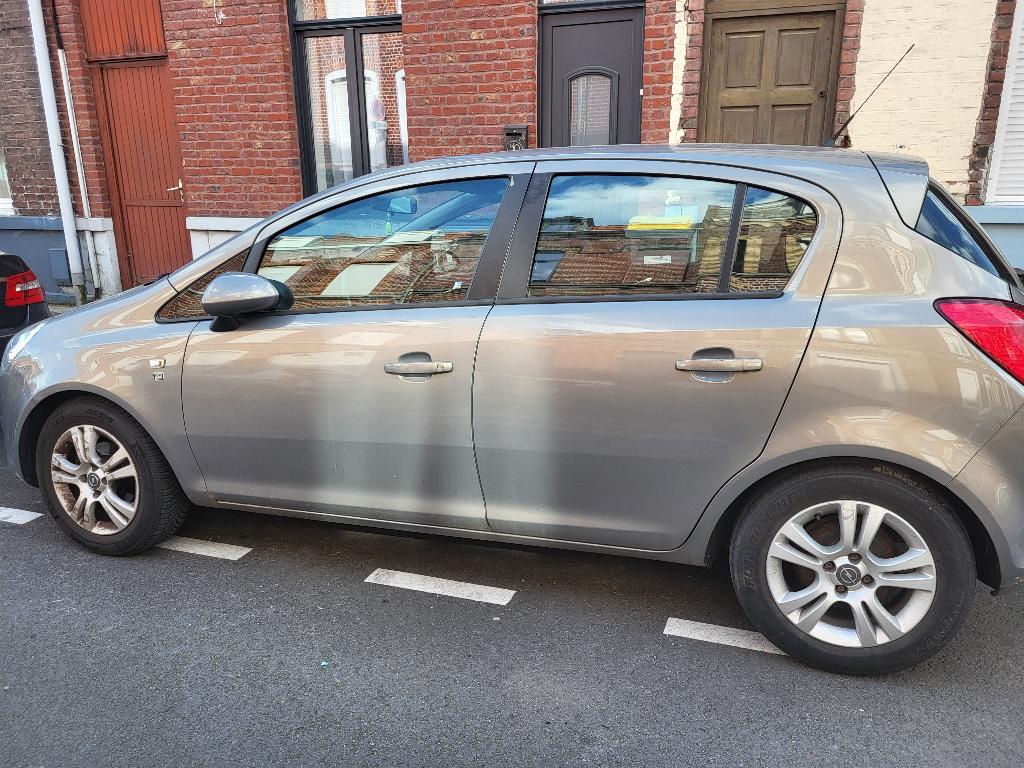 opel corsa 1.3 cdti, Auto's, Opel, Zwart, Beige, 5 deurs, Particulier