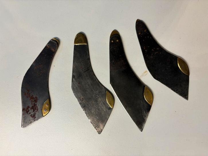 Lot de 4 Flammes de Vétérinaire Anciennes – XIXe/XXe, Antiquités & Art, Antiquités | Outils & Instruments, Enlèvement