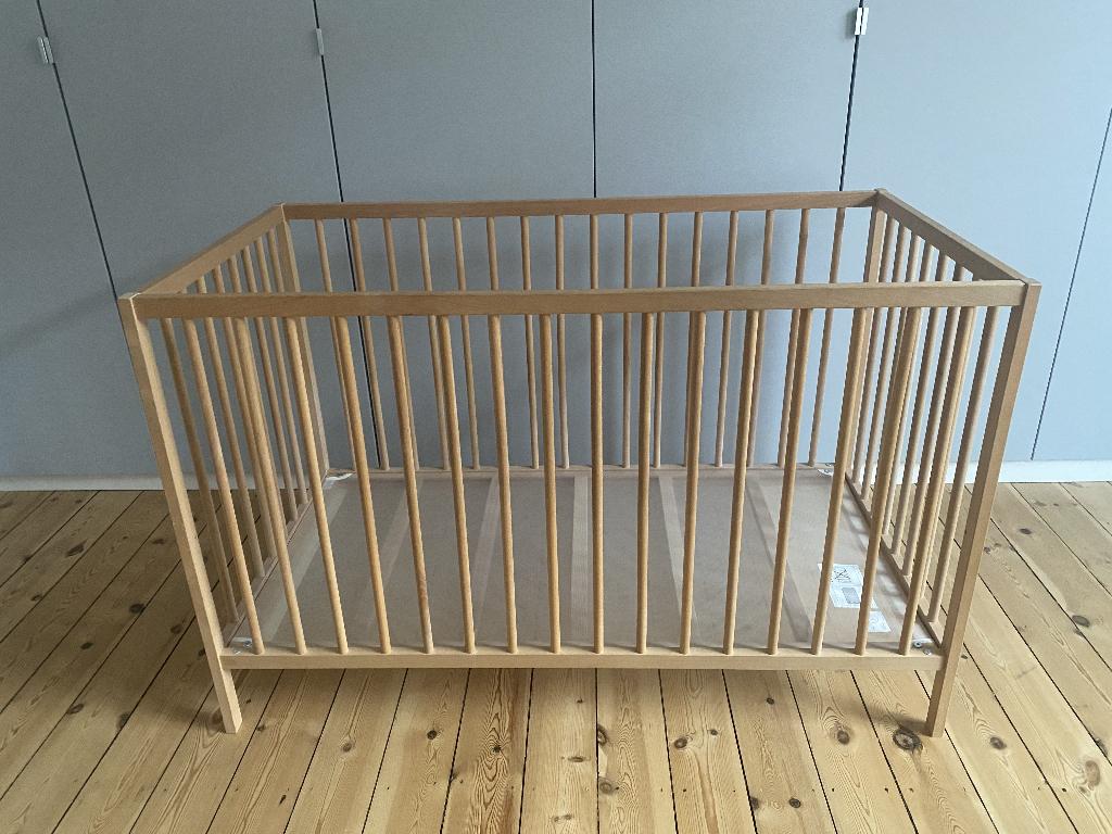 lit bébé Ikea, Enfants & Bébés, Chambre d'enfant | Lits, Enlèvement, Comme neuf