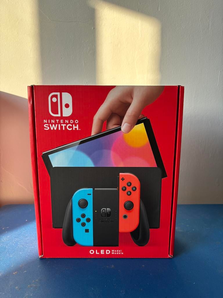 Nintendo switch Oled NIEUW, Switch OLED, Met games, Met 2 controllers, Ophalen of Verzenden