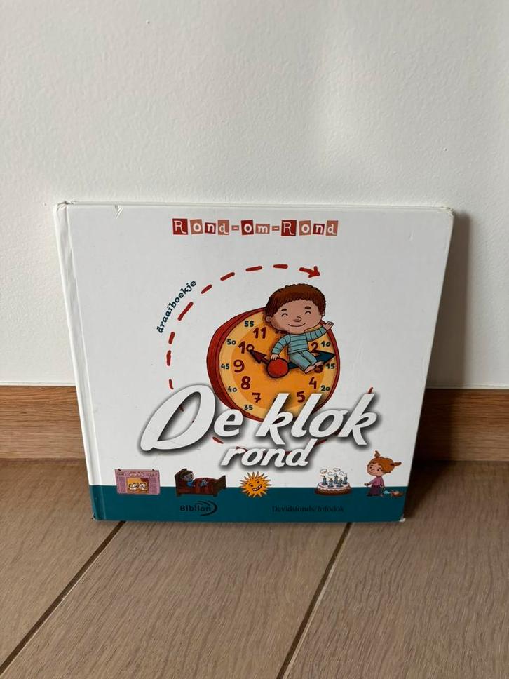 Kinderboek - de klok rond, Boeken, Kinderboeken | Kleuters, Ophalen