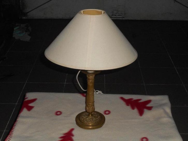 belle lampe pied louis 16 a 40 euros, Maison & Meubles, Lampes | Lampes de table, Neuf, Métal, Enlèvement