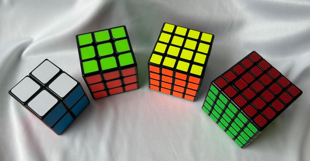 Set Rubik-kubussen (2x2, 3x3, 4x4, 5x5) te koop, Ophalen, Zo goed als nieuw