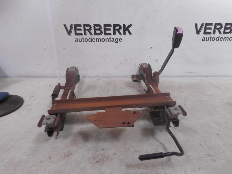 STOELRAILS RECHTS VOOR Ford Cougar (ECX / W), Gebruikt, Ford