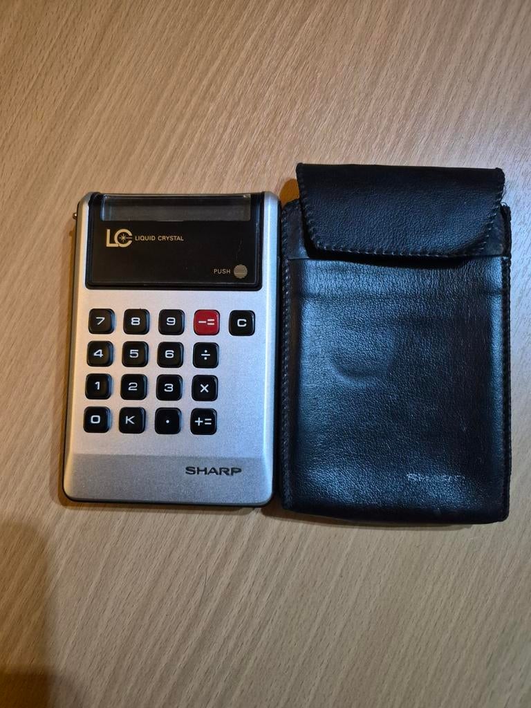 Sharp EL-805 vintage rekenmachine uit 1973, Diversen, Rekenmachines, Ophalen of Verzenden