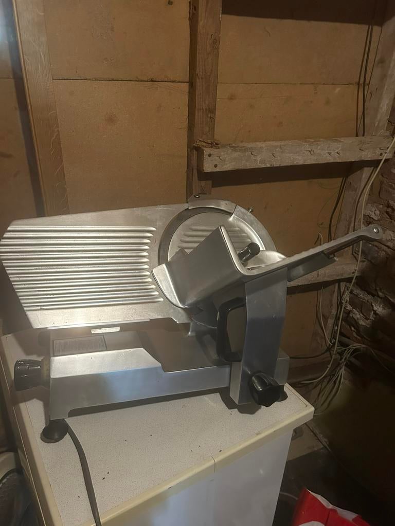 Trancheuse professionnel, Articles professionnels, Horeca | Équipement de cuisine, Enlèvement, Mobilier en inox