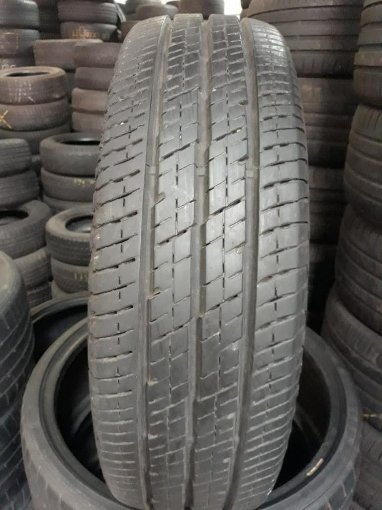 21575r16C 215 75 r16C 215/75/16C Continental avec montage