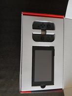 Nintendo switch, Games en Spelcomputers, Spelcomputers | Nintendo Switch, Ophalen of Verzenden, Zo goed als nieuw, Met 3 controllers of meer