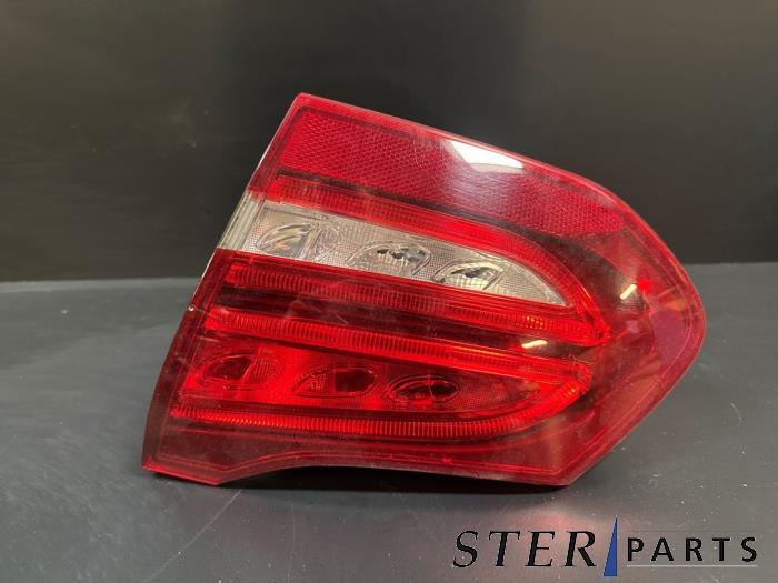 Achterlicht rechts van een Mercedes C-Klasse, Gebruikt, -, Ophalen of Verzenden, -