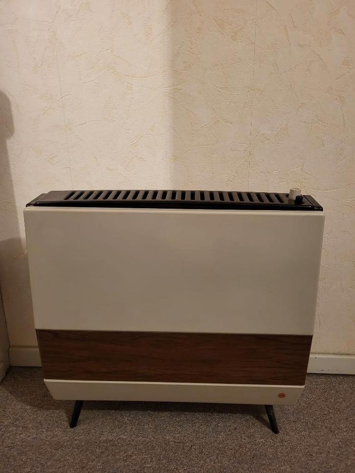 Radiateur mural au gaz, Bricolage & Construction, Chauffage & Radiateurs, Utilisé, Poêle, Enlèvement