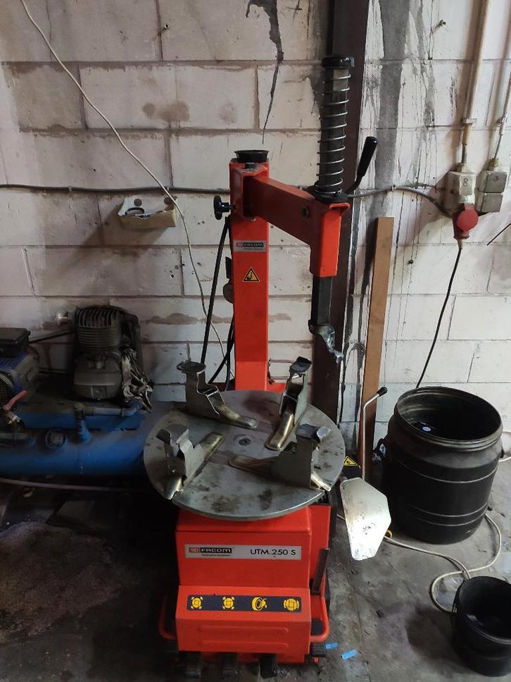 Bandenmachine en balanceer apparaat, Auto diversen, Autogereedschap, Gebruikt, Ophalen