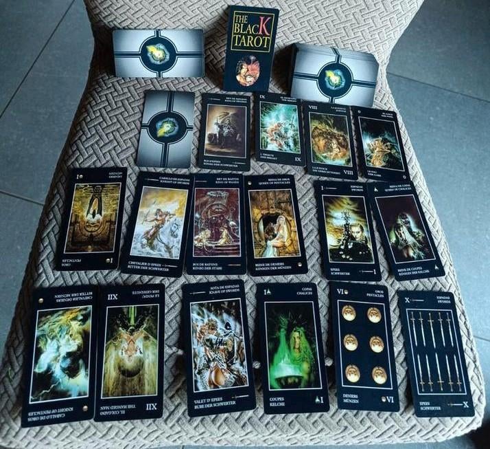 The Black Tarot  78 kaarten, Boeken, Esoterie en Spiritualiteit, Ophalen of Verzenden