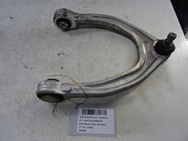 BRAS DE SUSPENSION AVANT DROIT (TRIANGLE) Stelvio (949), Autos : Pièces & Accessoires, Suspension & Châssis, Alfa Romeo, Utilisé