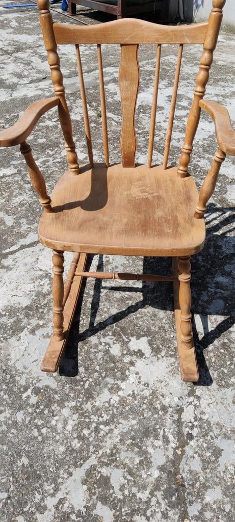 Houten schommelstoel, Antiquités & Art, Antiquités | Meubles | Chaises & Canapés, Enlèvement