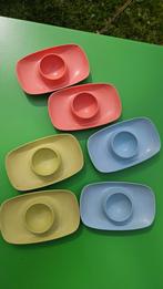 Coquetiers vintage en plastique., Enlèvement ou Envoi