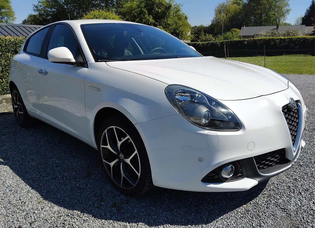 ALFA ROMEO GIULIETTA 1.4i 2021 AIRCO GPS CUIR PRIX 10500€, Autos, Cuir, Achat, Euro 6, Entreprise
