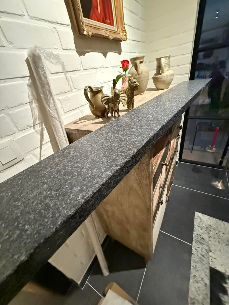 Tablet in graniet, Ophalen, Zo goed als nieuw, Graniet