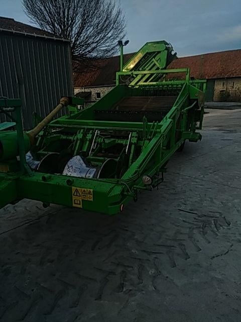 Aardappel rooier, Ophalen