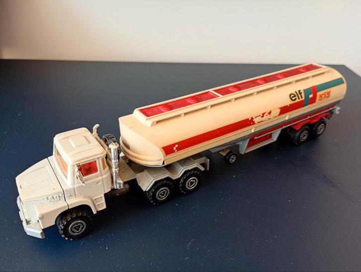 Majorette Scania 140 petrol Tanker Fina Antar 1:60, Hobby en Vrije tijd, Modelauto's | Overige schalen, Ophalen of Verzenden