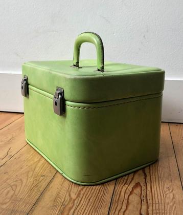 Vintage  beautycase beschikbaar voor biedingen