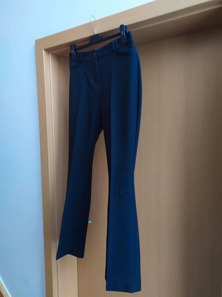 Pantalon noir forme cigarette taille 36, Vêtements | Femmes, Culottes & Pantalons, Neuf, Taille 36 (S), Noir, Longs, Enlèvement ou Envoi