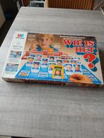 Wie is het  // gezelschapspel MB 1980, Hobby en Vrije tijd, Een of twee spelers, Ophalen, Gebruikt, MB SPELLEN