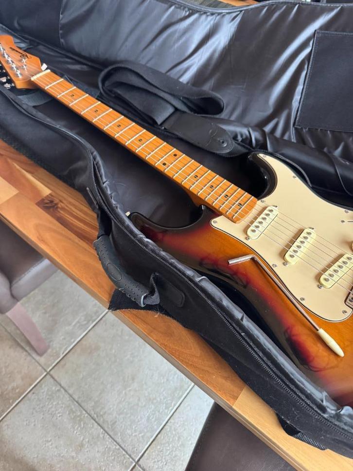 gitaar + versterker, Muziek en Instrumenten, Versterkers | Bas en Gitaar, Zo goed als nieuw, Gitaar, Minder dan 50 watt, Ophalen