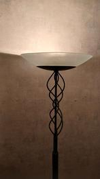 Staande lamp, Enlèvement