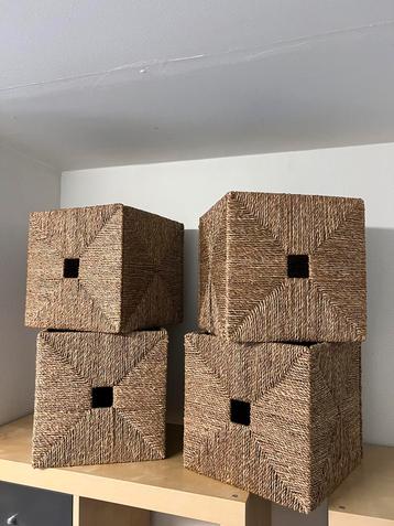 Rieten manden IKEA KNIPSA (per mand, 3 beschikbaar) beschikbaar voor biedingen